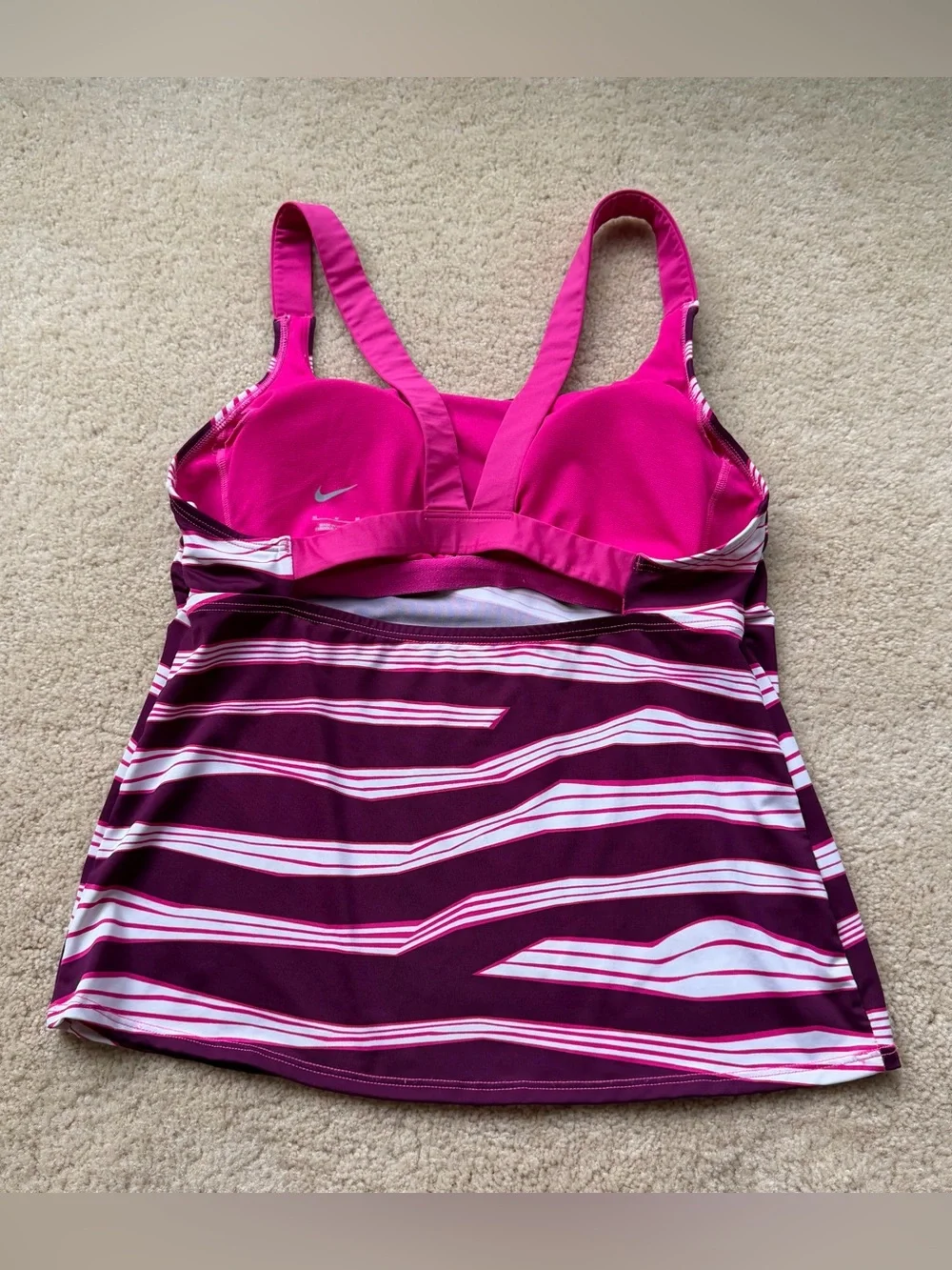 Nike Women’s Pink & White Striped Tankini Top w/ Shelf Bra - M - EUC - Stretch
